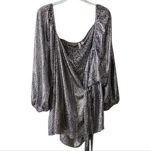 $5 If Bundled! Metallic Wrap Blouse with Balloon Sleeves 26/28